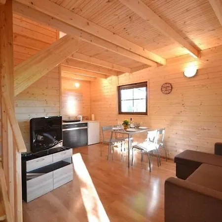 Year Round Holiday House With A Terrace Near The Sea Pustkowo